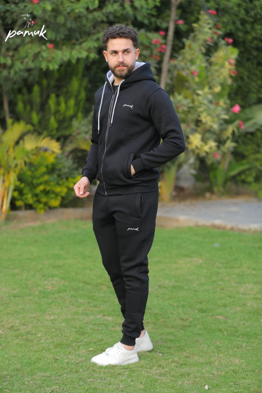 training suit black 1