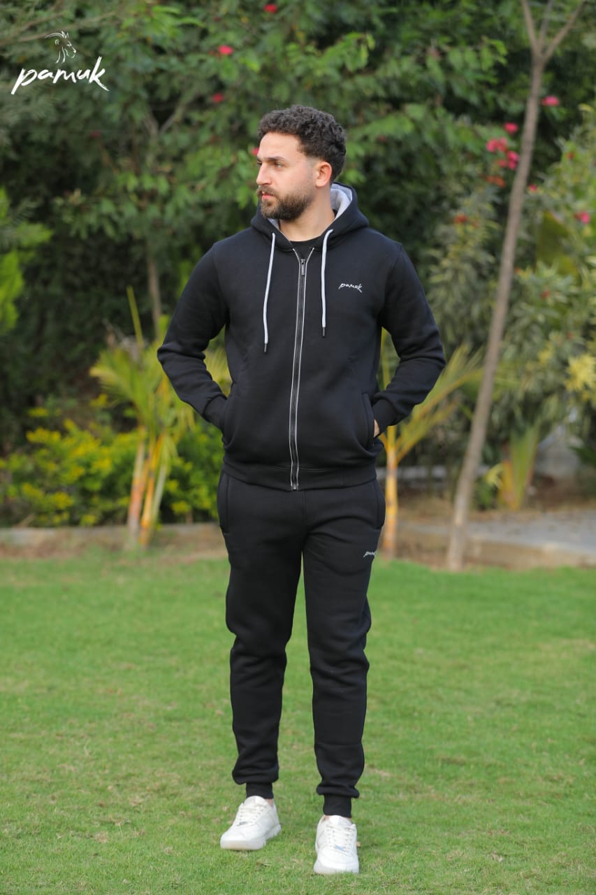 training suit black 1